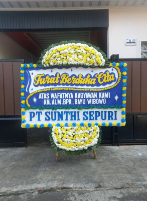 Papan Bunga Duka di Sapiran