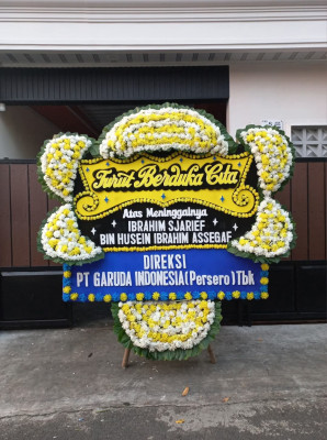 Papan Bunga Duka di Sapiran